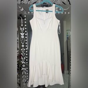 Elegant White Sleeveless Midi Dress